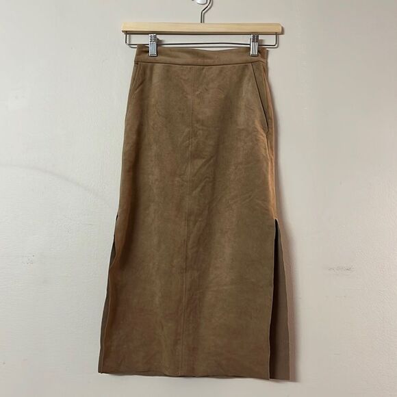 Aritzia Wilfred Lis Vegan Pencil Sued Tan Skirt Size 00 - Picture 2 of 6